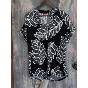 Amana Black Leaf-Print V-Neck Blouse - Lightweight Short Sleeve